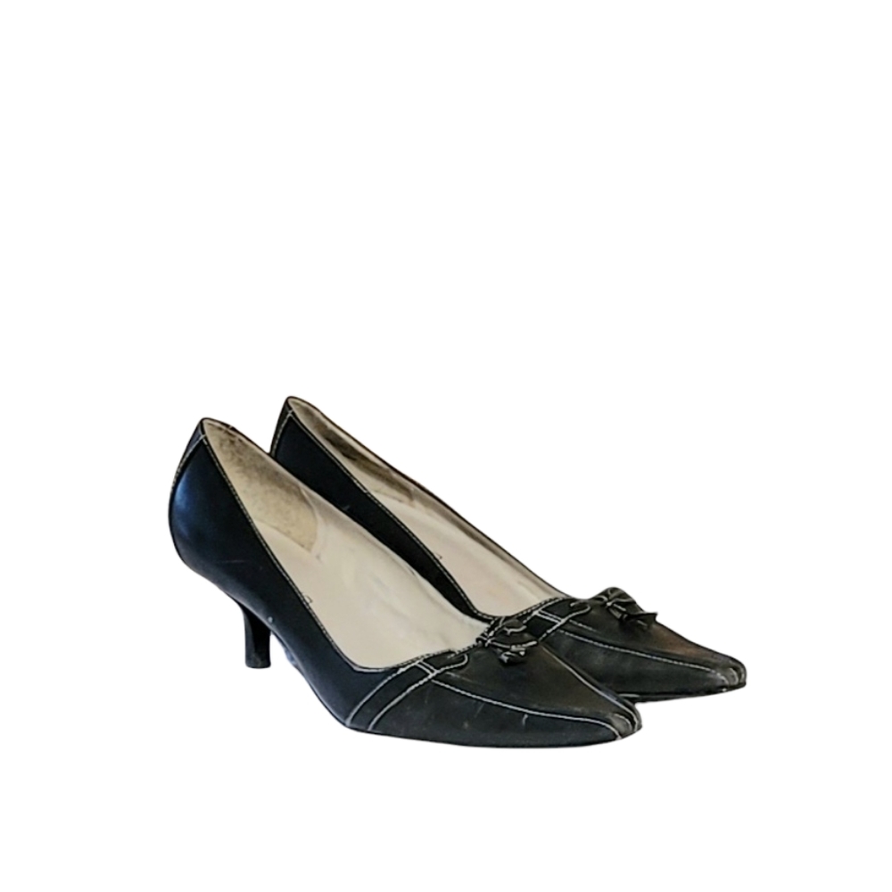 Women Vintage Leather Black Kitten Heel Pumps By Bandolino Size 9.5M/ Women Desi